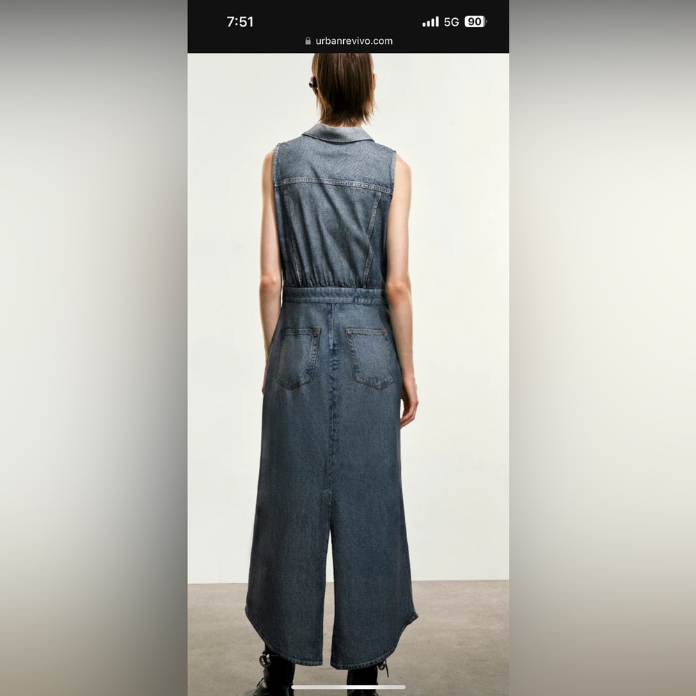 Urban Revivo Split hem sleeveless denim dress - Picture 2 of 7